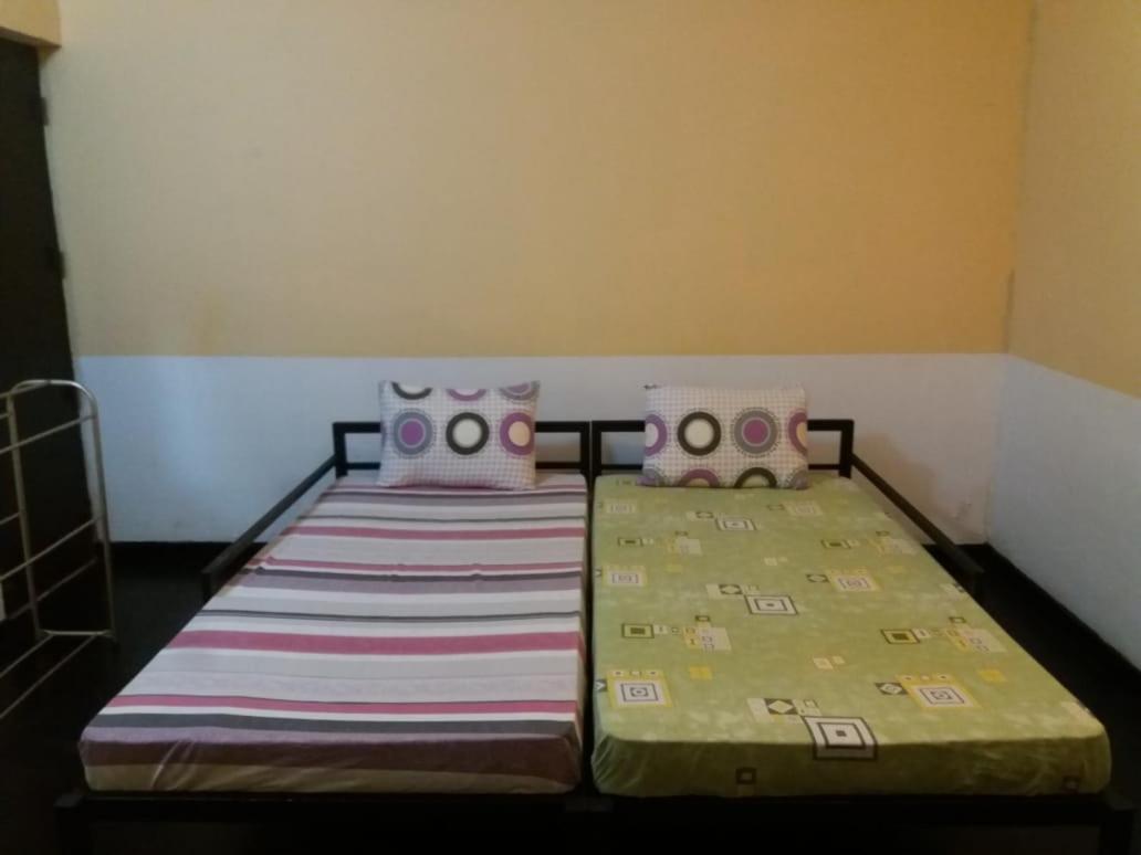 Mazz Homestay Negombo Exterior photo